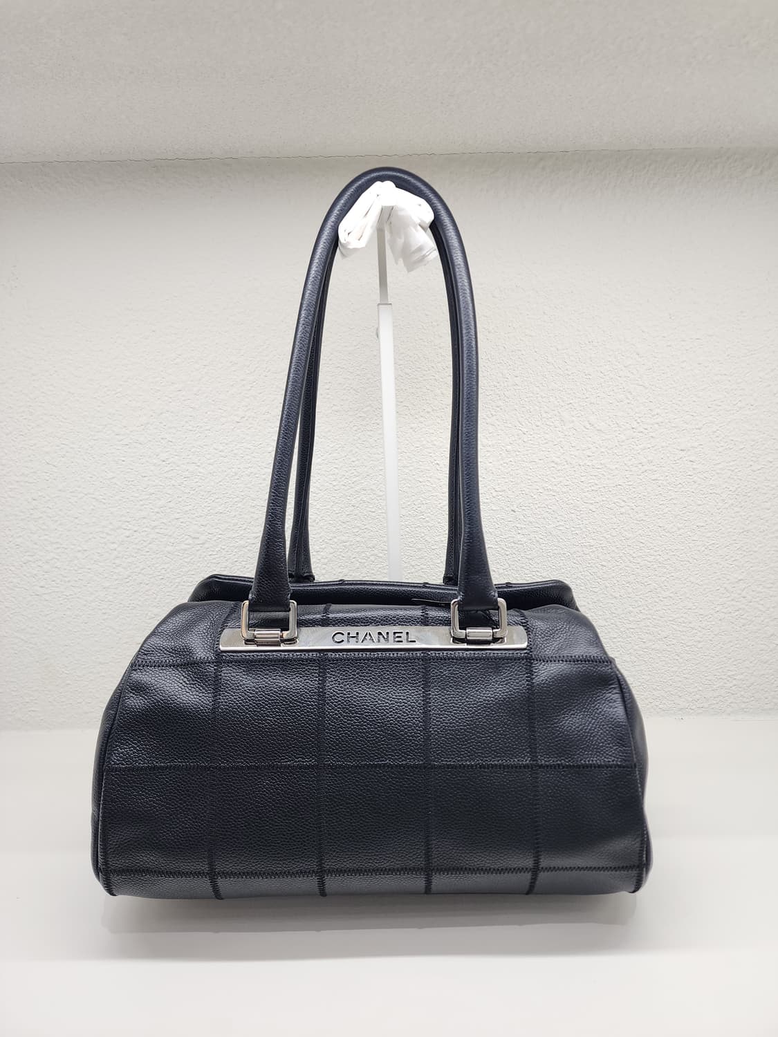 샤넬 A30212 캐비어 스티치 볼링 닥터백 블랙 #10 상품이미지1