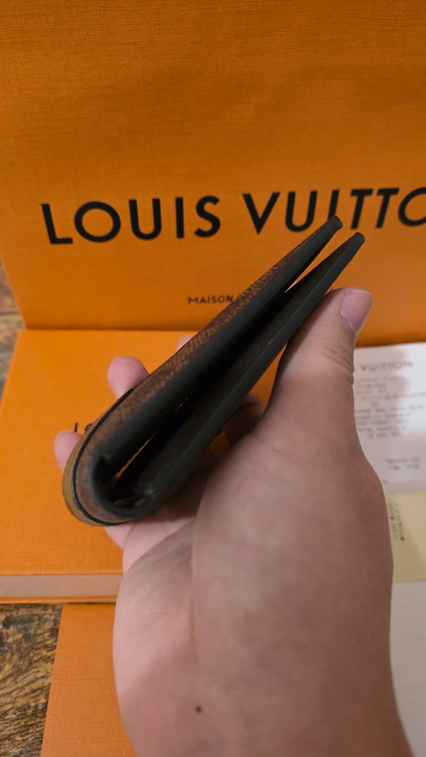 [새상품급,풀구성]25ss 루이비통 니고 퍼렐 반지갑 상품이미지6