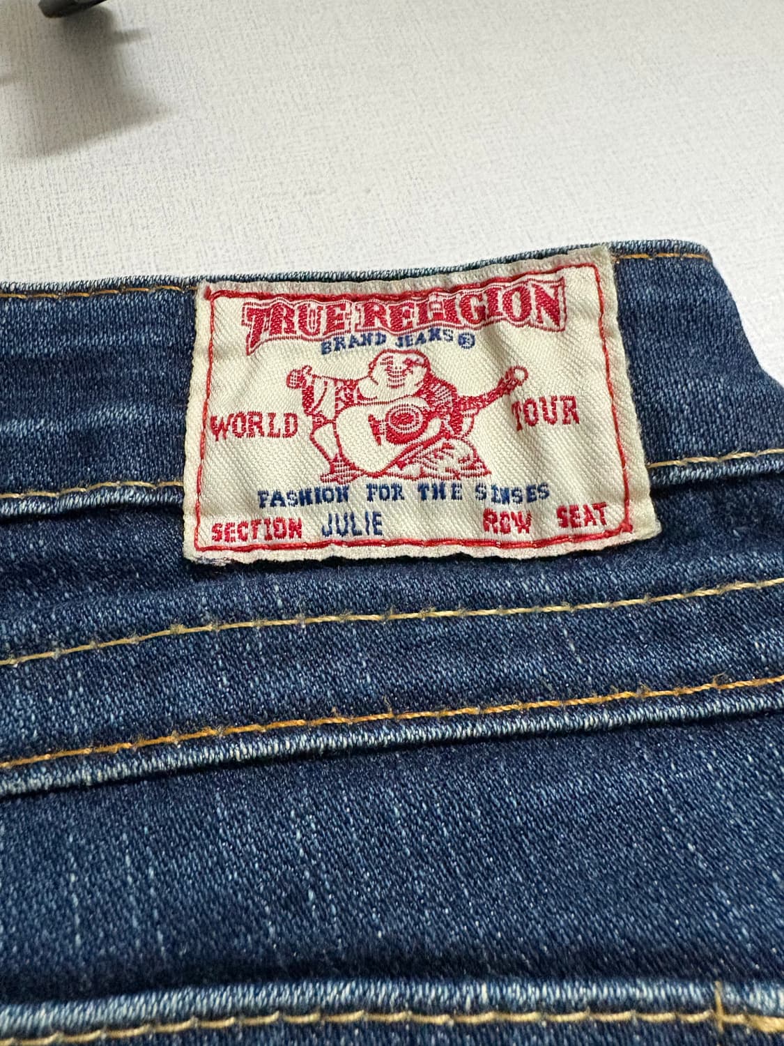 트루릴리전 슬림핏 로우라이즈 데님 26 상품이미지3