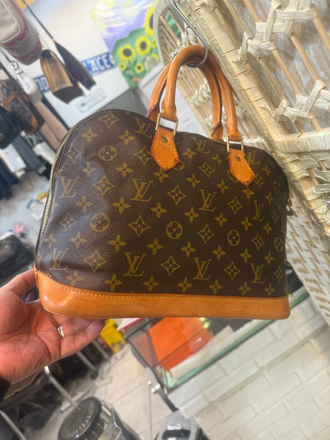정품 루이비통 알마 토트백 팝니다 상품이미지3