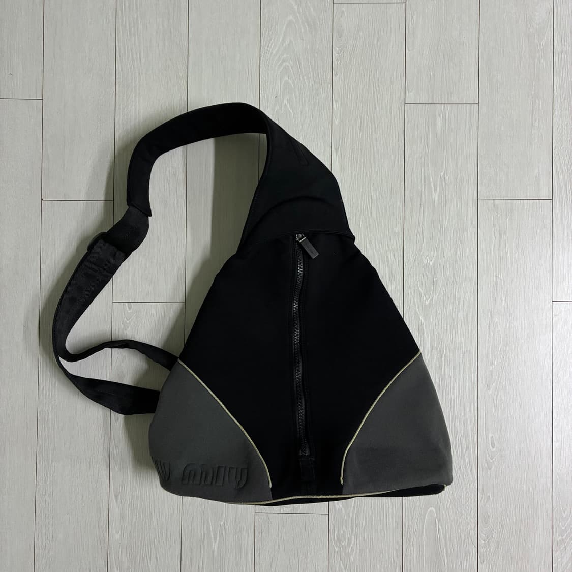 [OS] 1999 miu miu 스포츠 크로스백 상품이미지1