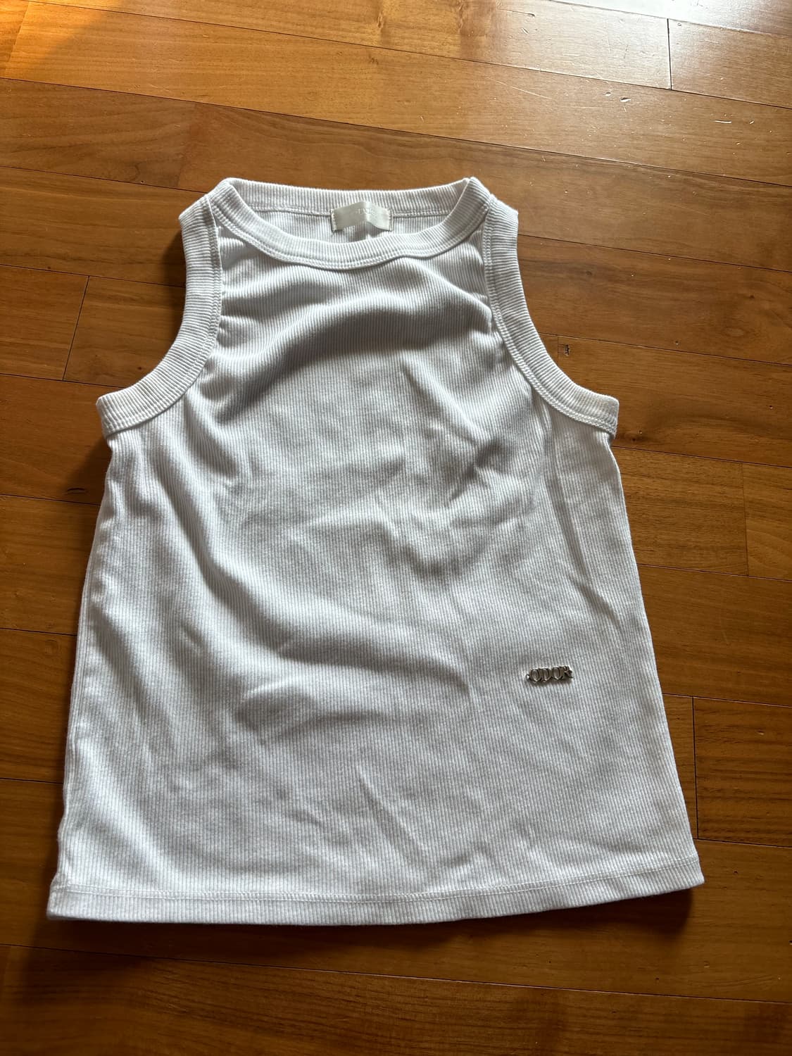 오도어 슬리브리스 화이트 상품이미지2