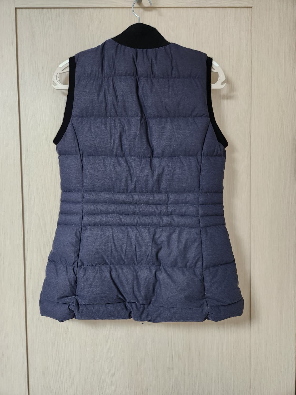 타이틀리스트 여성 구스 패딩조끼 사이즈M 상품이미지2