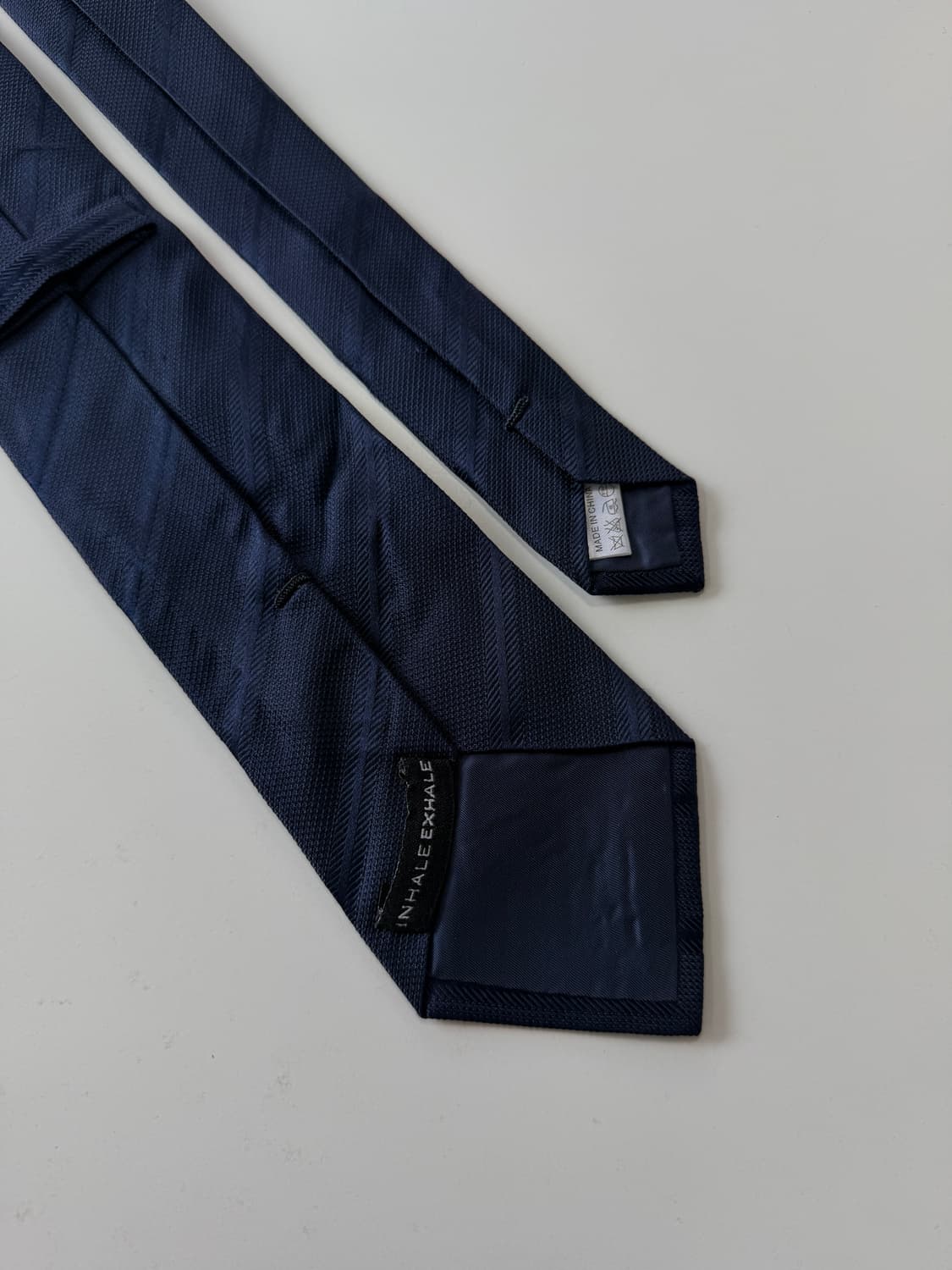 INHALE EXHALE 실크 넥타이 8.2cm 상품이미지5