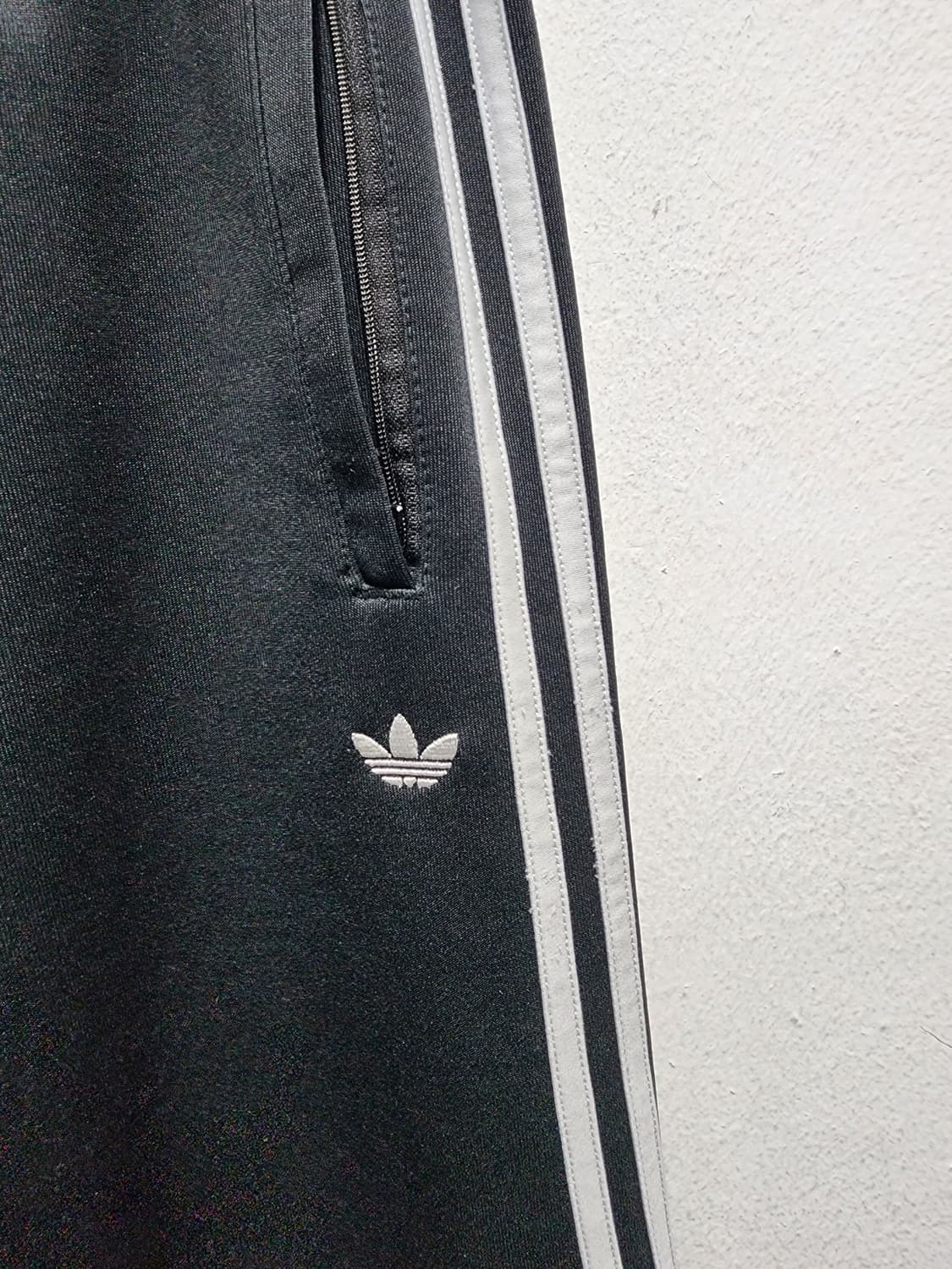 아디다스 기모 불꽃로고 트랙팬츠  상품이미지4