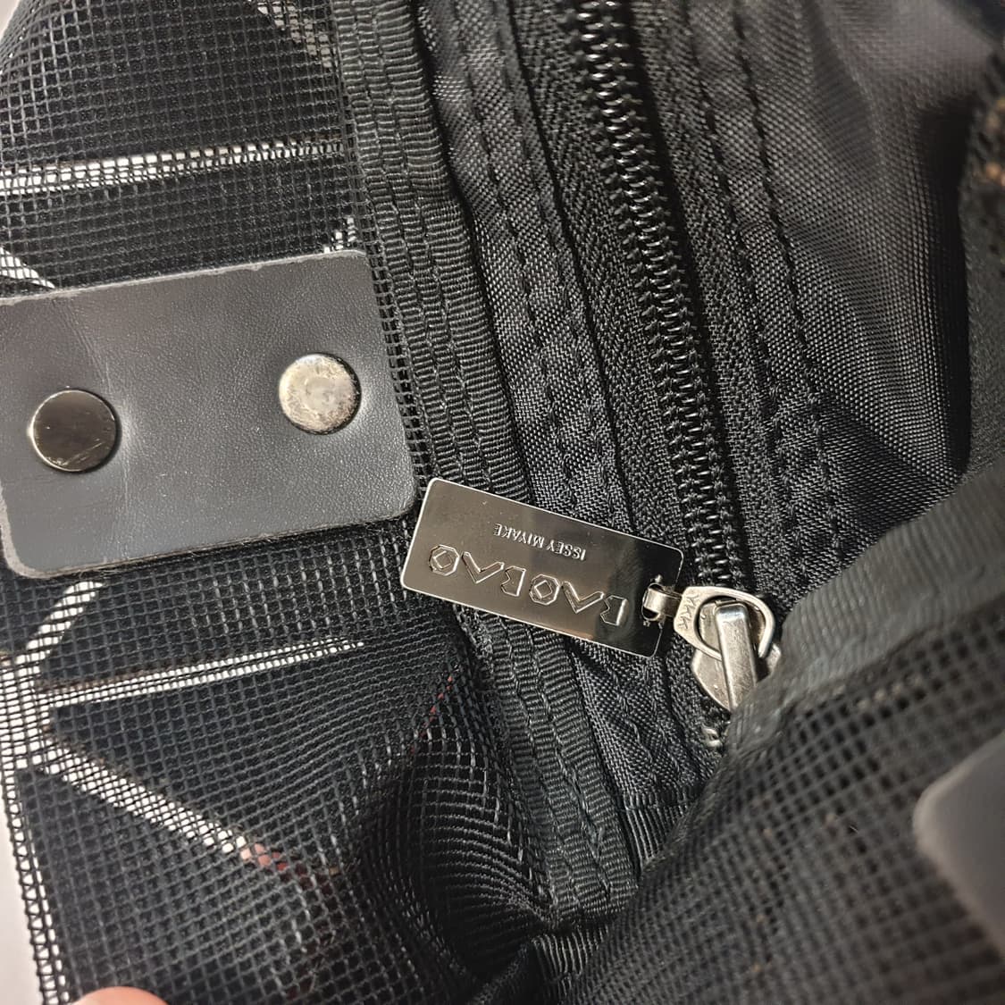 정품) 바오바오 블랙 루센트백  상품이미지10