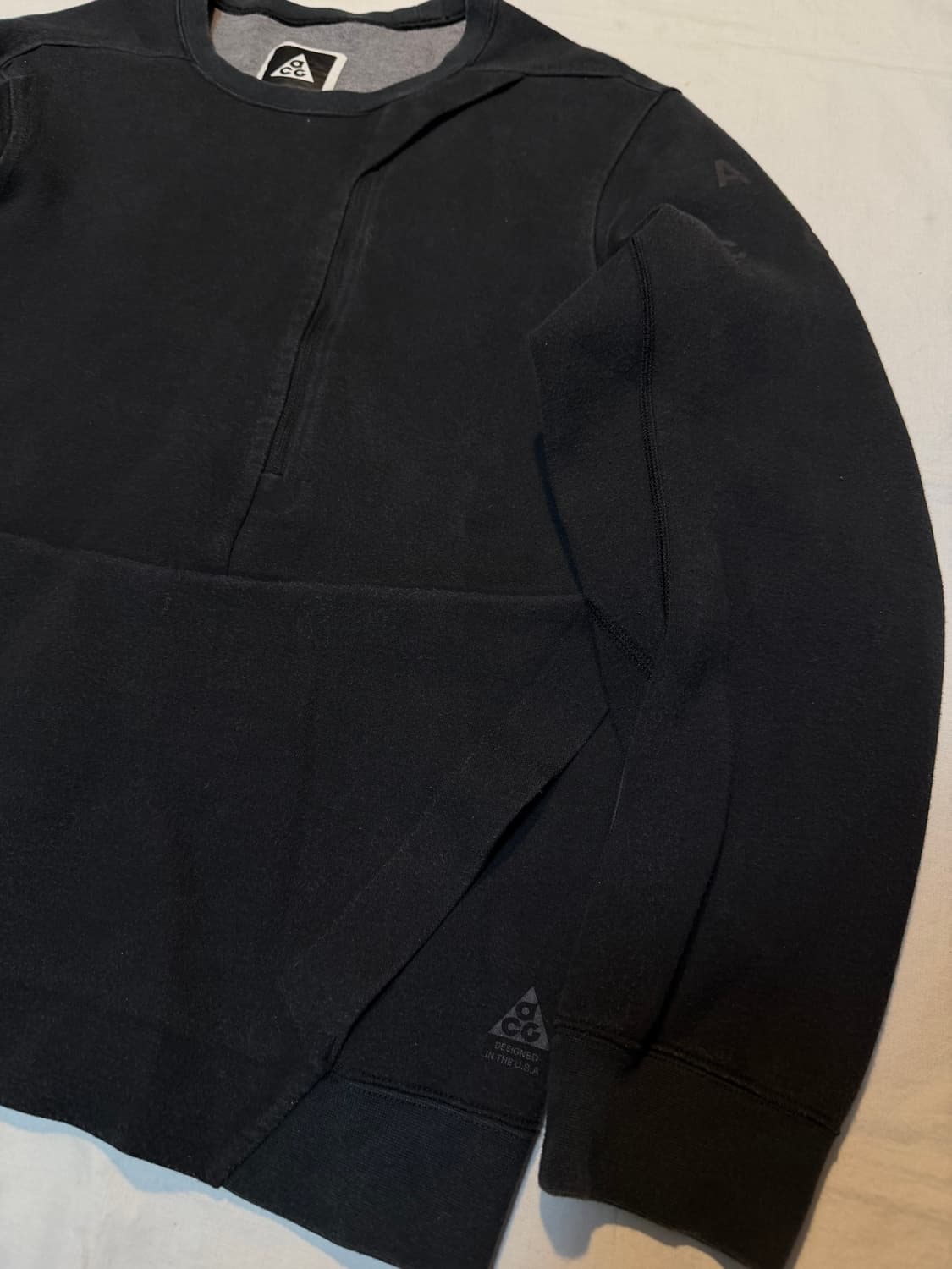 나이키 ACG 해외한정 테크플리스 맨투맨 블랙 상품이미지2