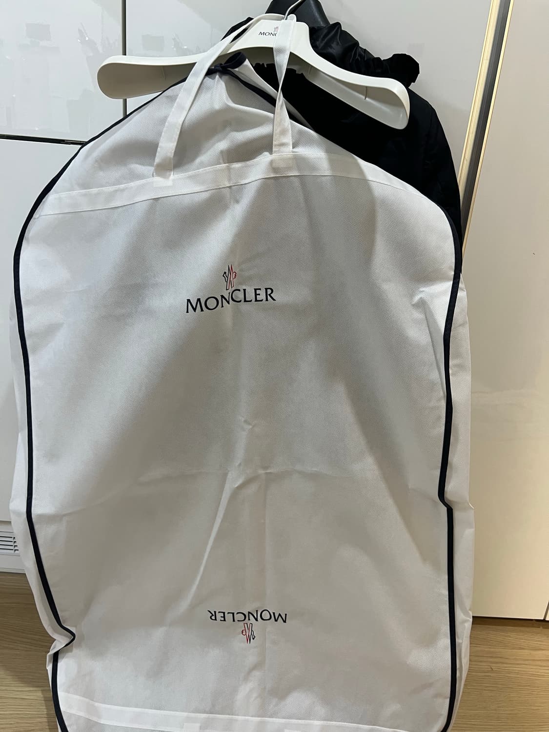 몽클레어 여성나일론점퍼 1사이즈 (새상품급) 상품이미지6