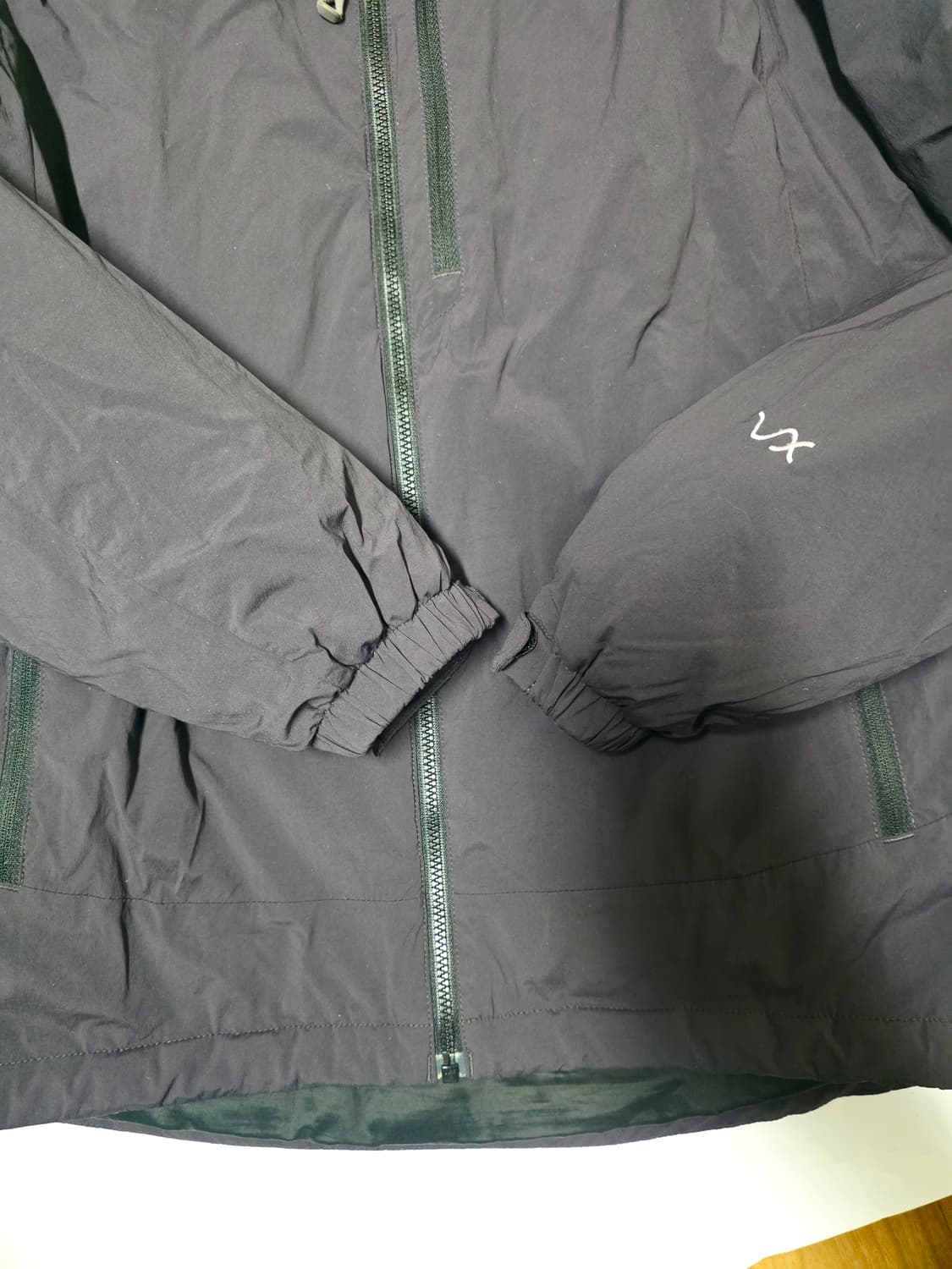 [노스페이스] 서밋시리즈 레드 포인트 차콜 VX 경량 패딩 자켓 95 상품이미지2