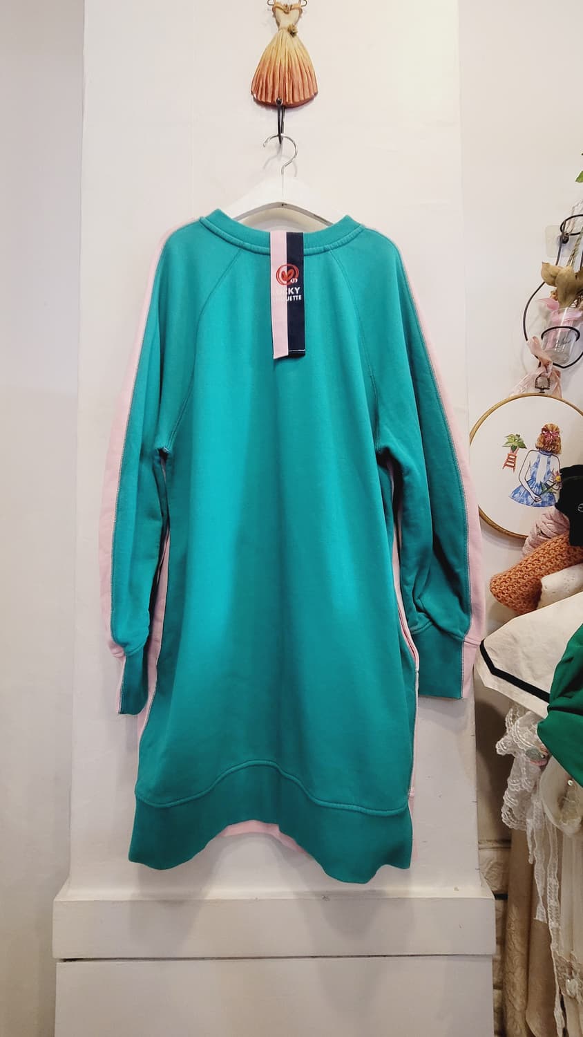 럭키슈에뜨 맨투맨 원피스 상품이미지2