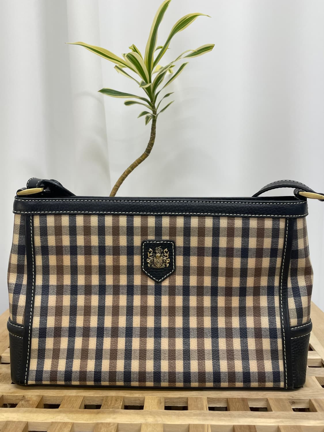 📍아쿠아스큐텀 토트백 상품이미지1