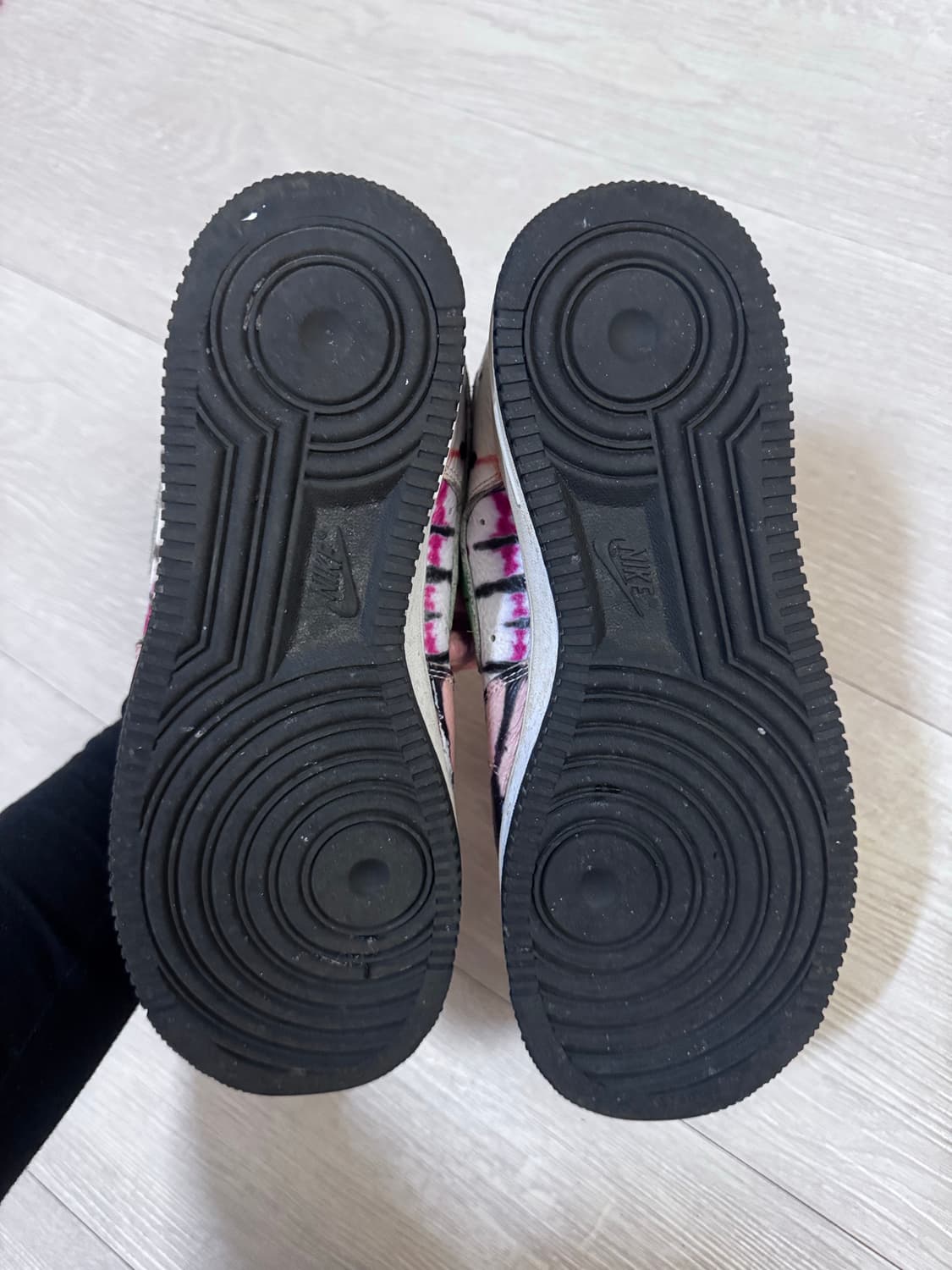 나이키 에어 포스1 타이다이 US7.5 상품이미지7