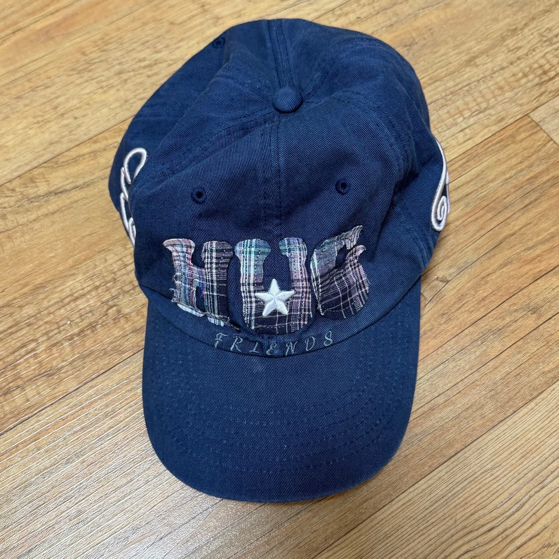 허그유어스킨 허그 프랜즈 캡 모자 네이비 상품이미지3