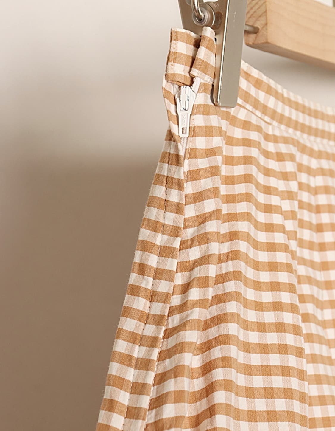 BETH PLACE Check Flared Skirt (25~26) 상품이미지4