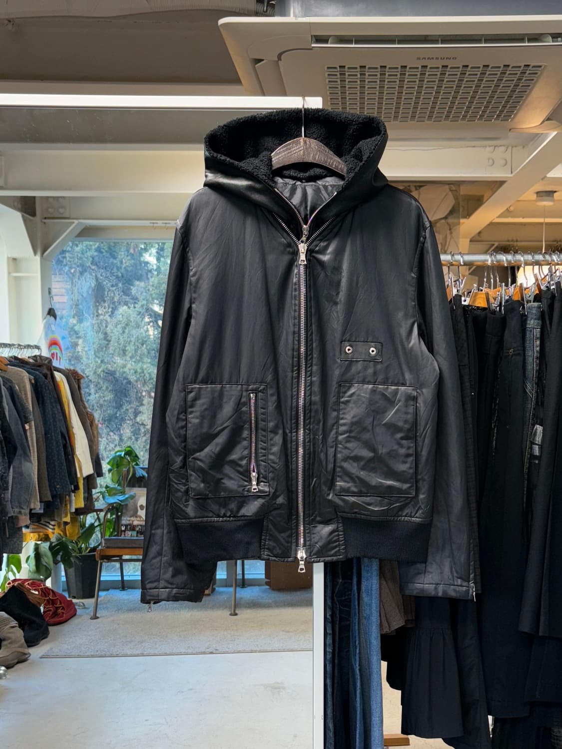 아티잔 레더 후드 레이어드 봄버자켓 상품이미지1