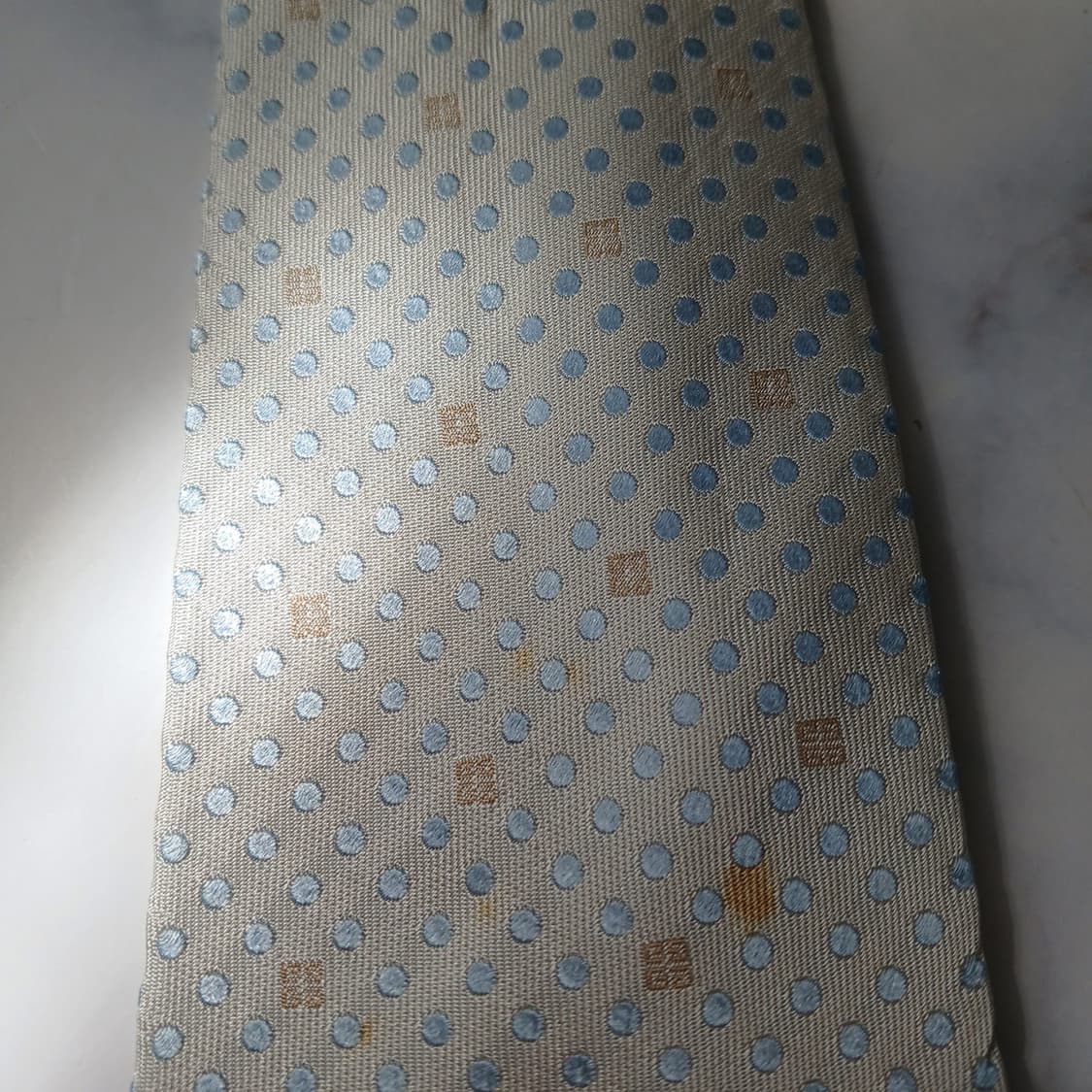 지방시 실크 크림화이트 도트 패턴 넥타이 8.8cm B등급 E795
 상품이미지5