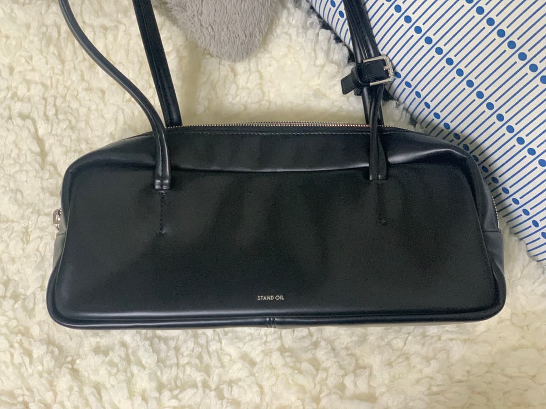 스탠드오일 모어 바게트백 블랙 상품이미지3