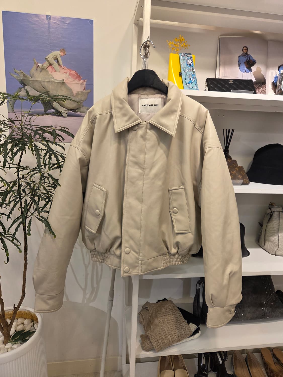 레이디볼륨 비건레더 패딩 점퍼 상품이미지1