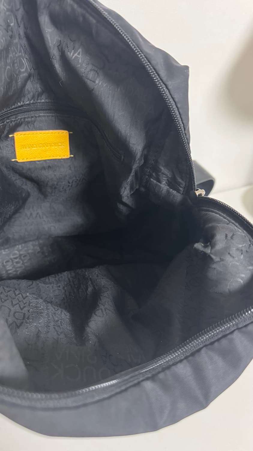 만다리나덕 블랙 백팩 상품이미지6