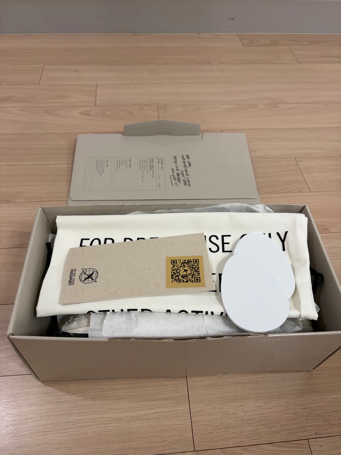 골든구스 대드스타 화이트실버 사이즈39 상품이미지8