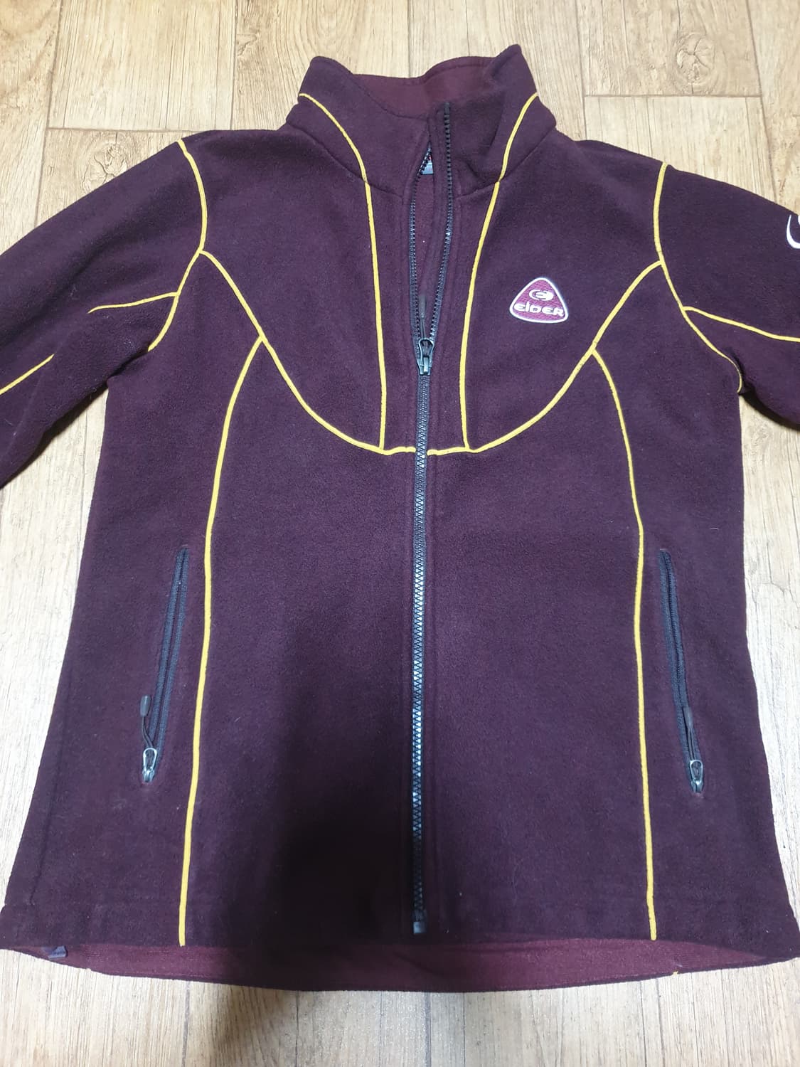 1033 아이더 후리스 집업 95 사이즈입니다 상품이미지1