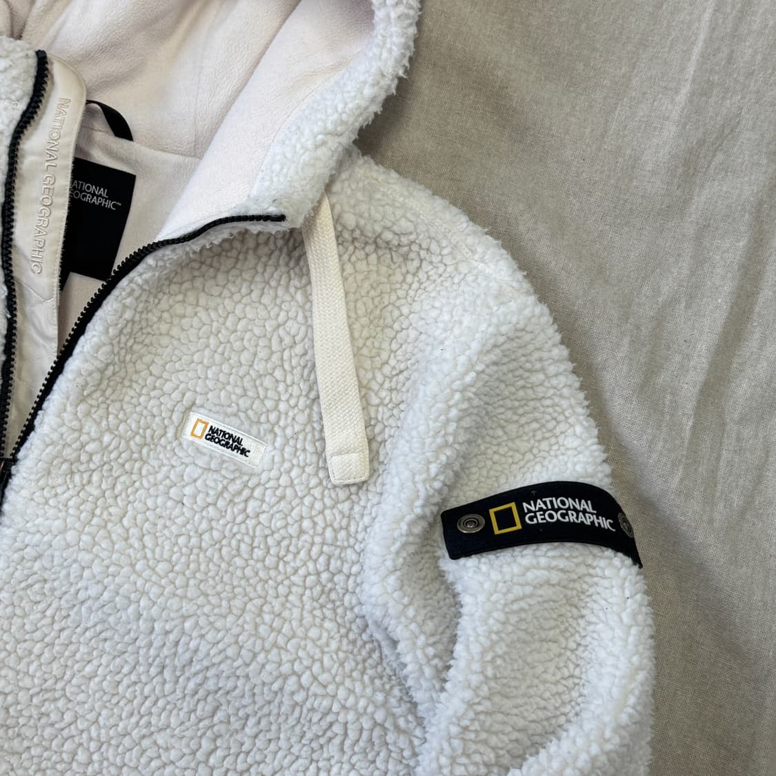 네셔널지오그래픽 양털 후리스 후드 집업 L 상품이미지2