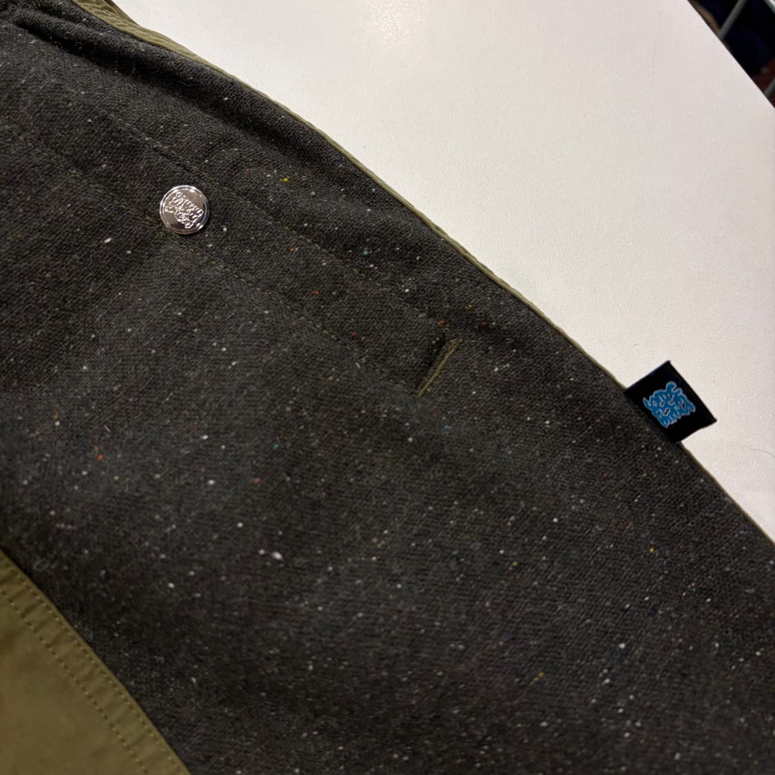 [L] 예스아이씨 배색 울 카키 와이드 팬츠 바지 D861 상품이미지4