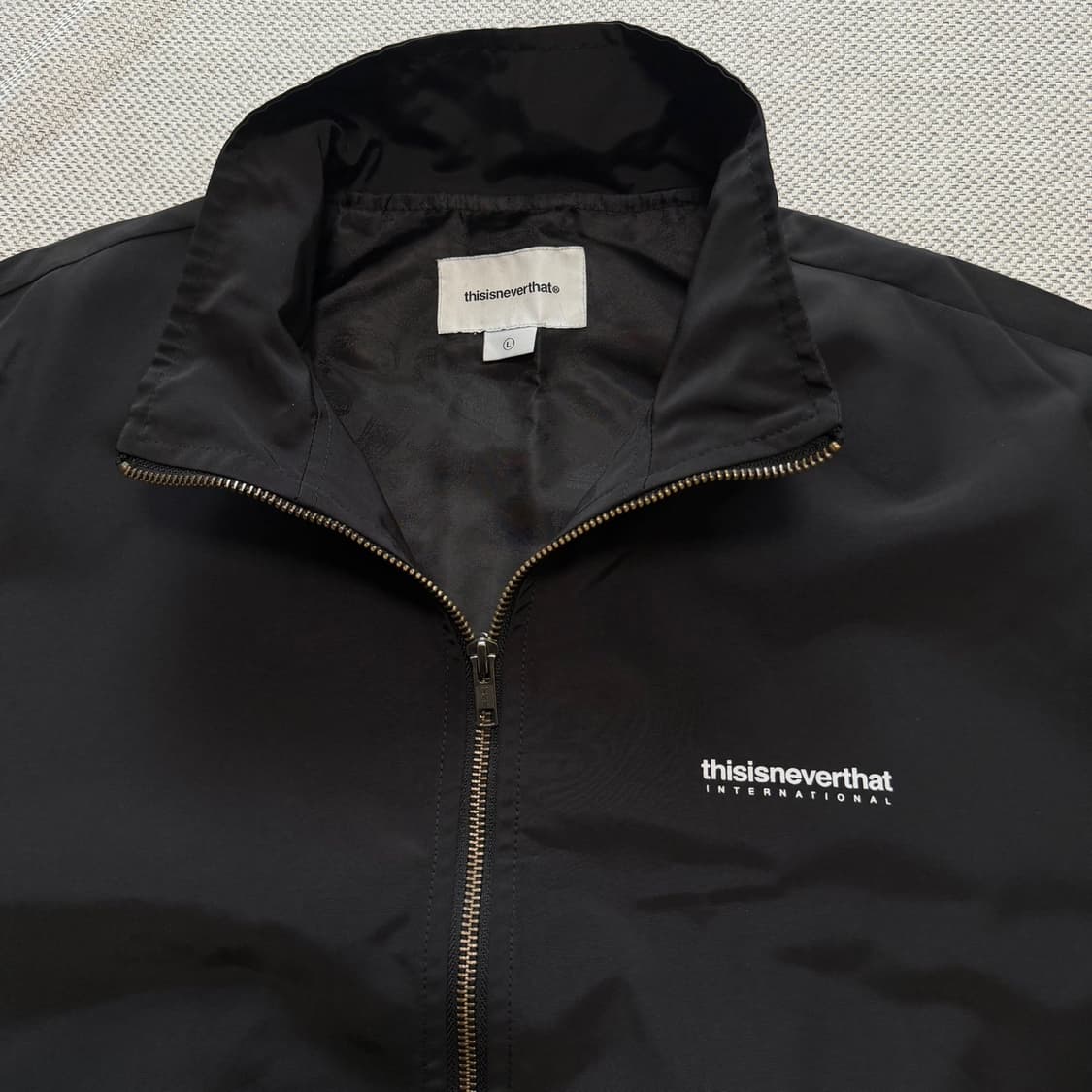 디스이즈네버댓 INTL 팀 나일론 자켓 상품이미지2