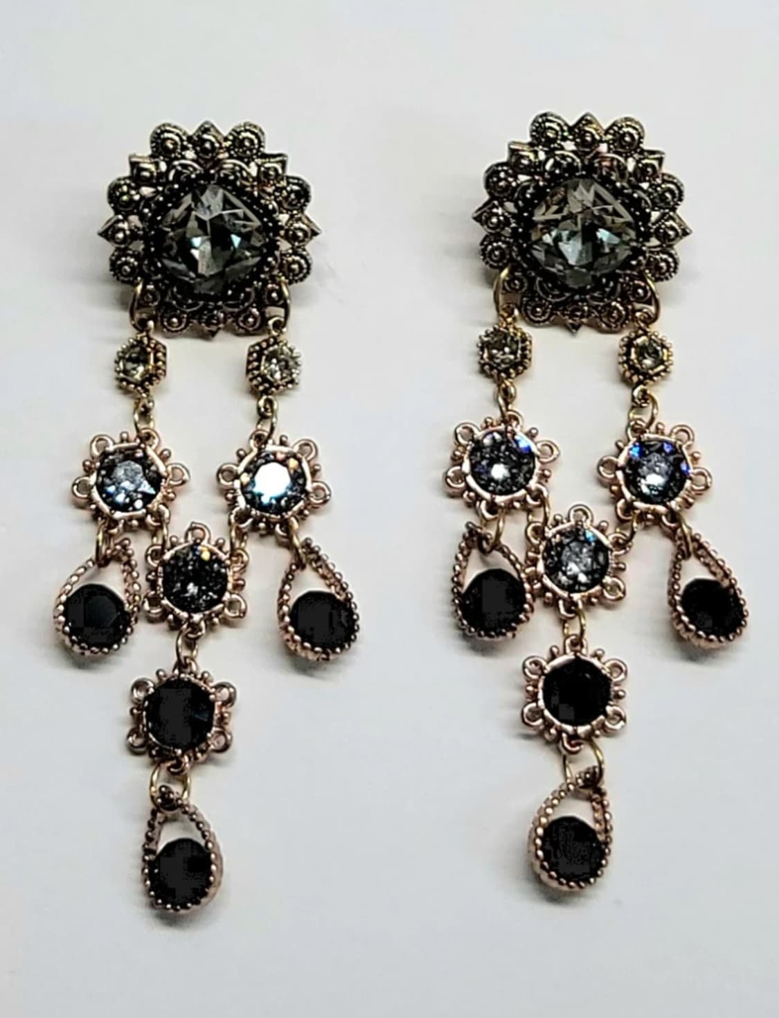 블링스타 정품 스와로브스키 샹들리에 드롭 귀걸이 (블랙) 상품이미지1