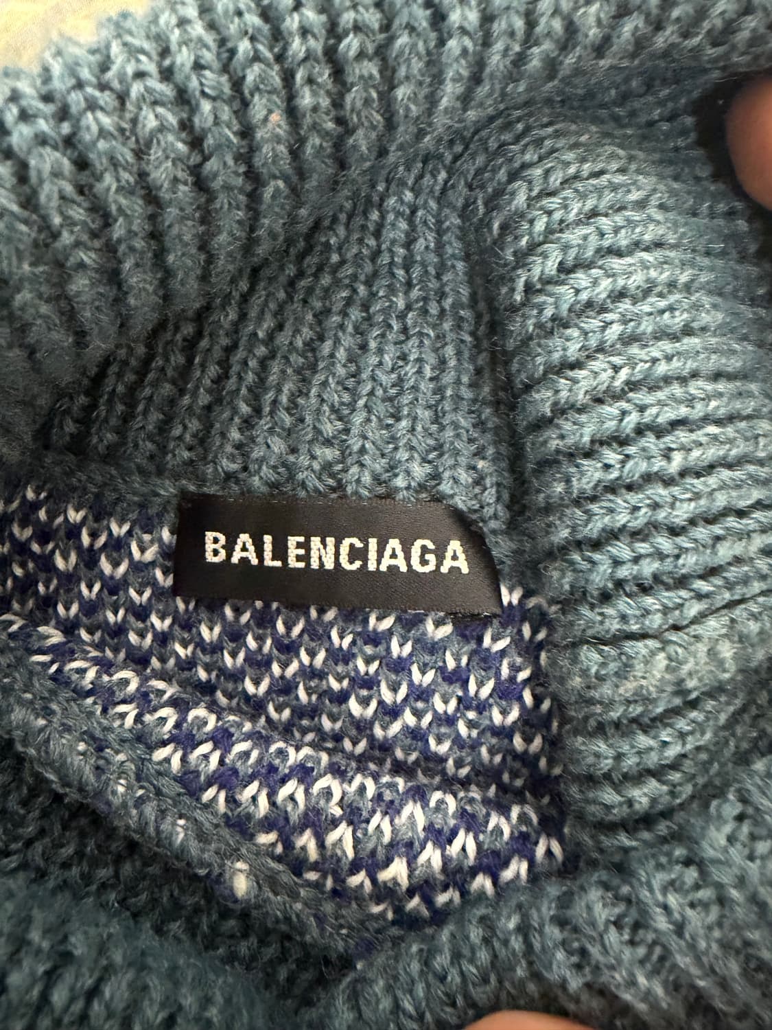 [S] 발렌시아가 19FW 런웨이 터틀넥니트 상품이미지6