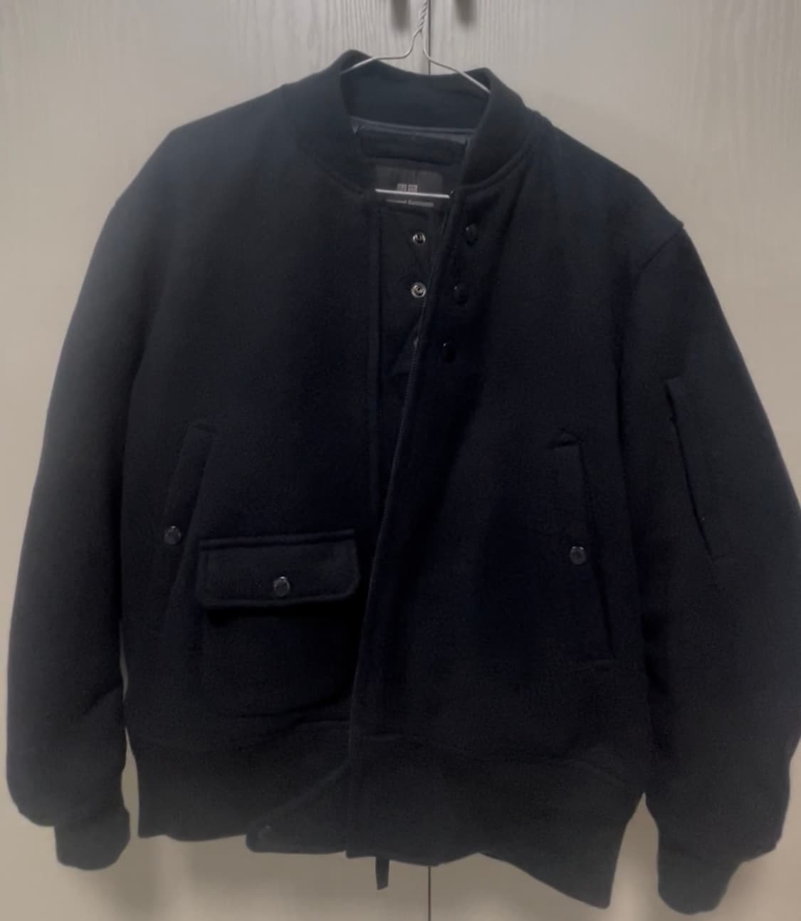 유니클로 엔지니어드가먼츠 퍼프 테크 블루종 자켓 네이비 상품이미지2