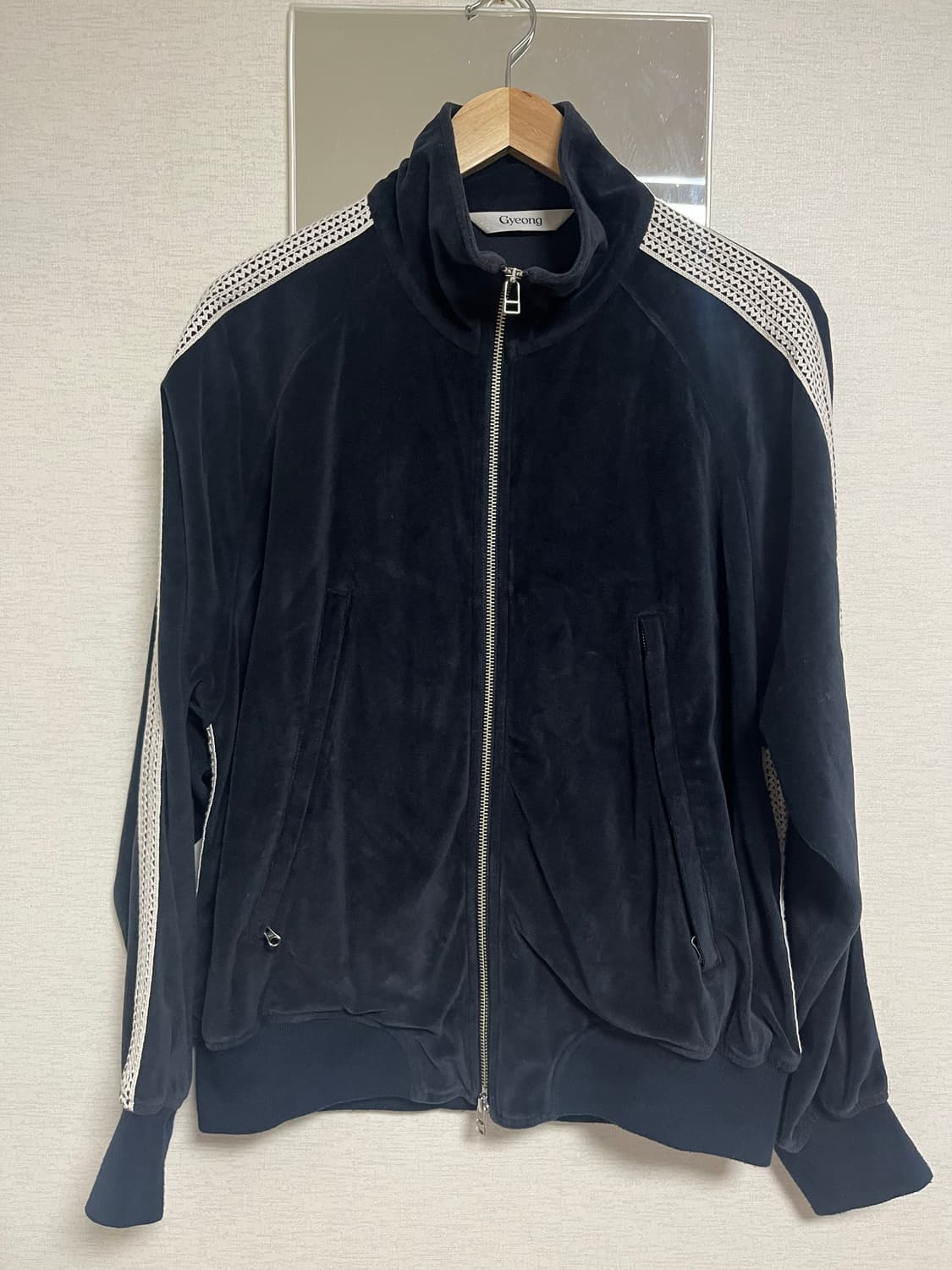 Gyeong 벨루어 레이스 자켓 상품이미지3