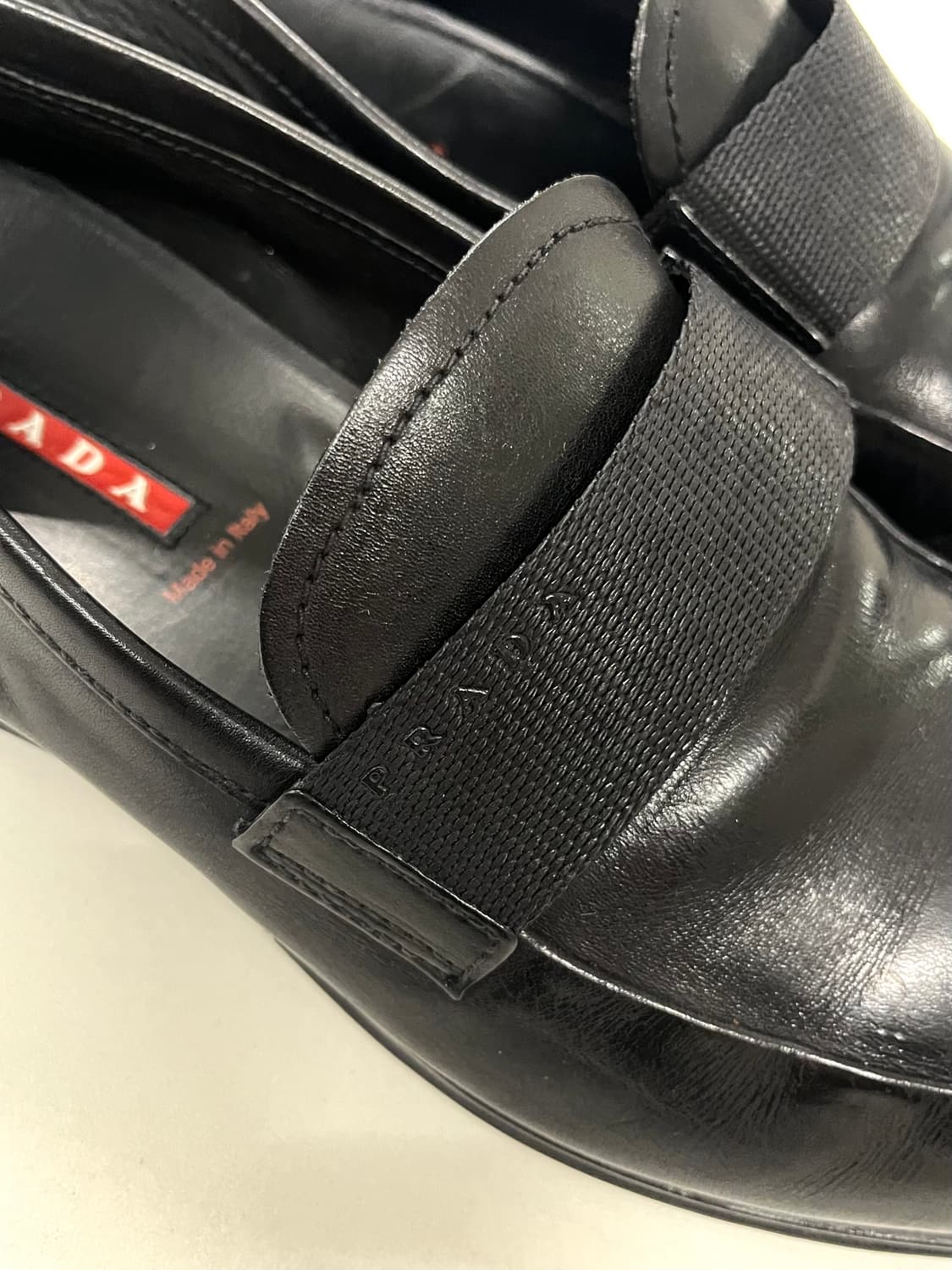 프라다 스포츠 레더 로퍼 상품이미지3