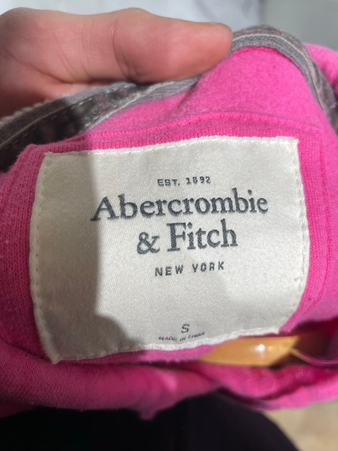 아베크롬비 핑크 크롭 후드티  상품이미지4