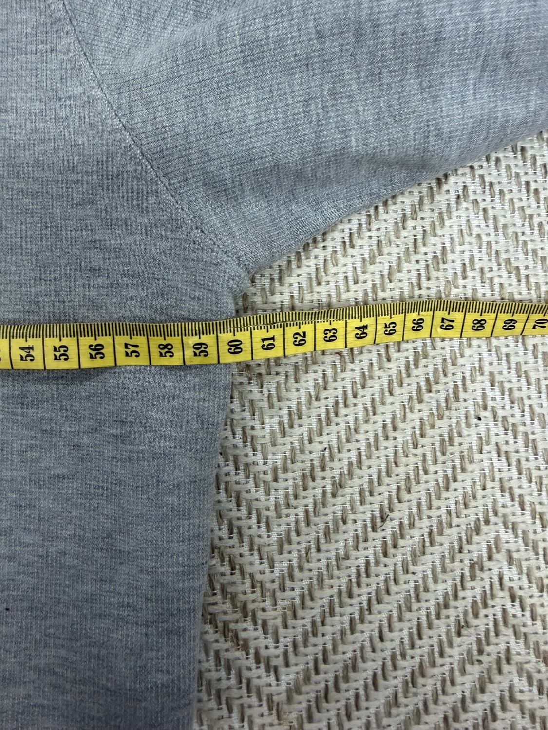 매장판정품) CP컴퍼니 21ss 남성 그레이 맨투맨 티셔츠 XXL 상품이미지7