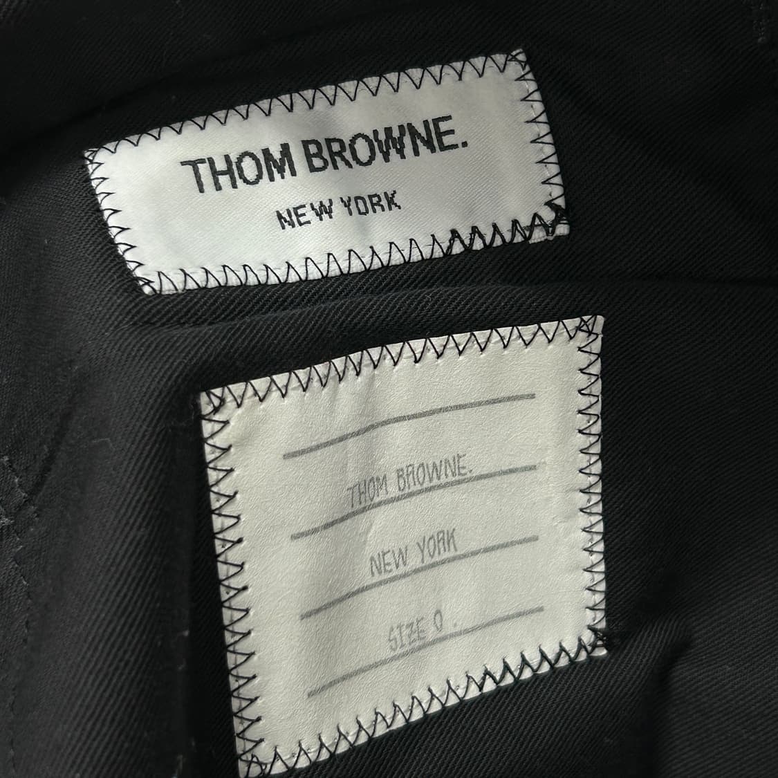 톰브라운 그레이 백탭 슬랙스(0) 상품이미지2