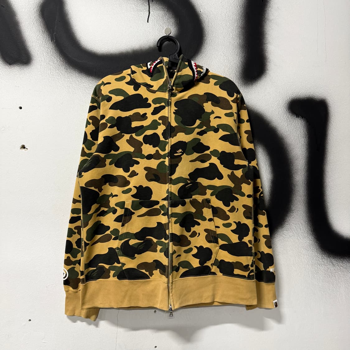 정품 베이프 고어텍스 1st 카모 황계 샤크 풀 집업 후디 상품이미지2