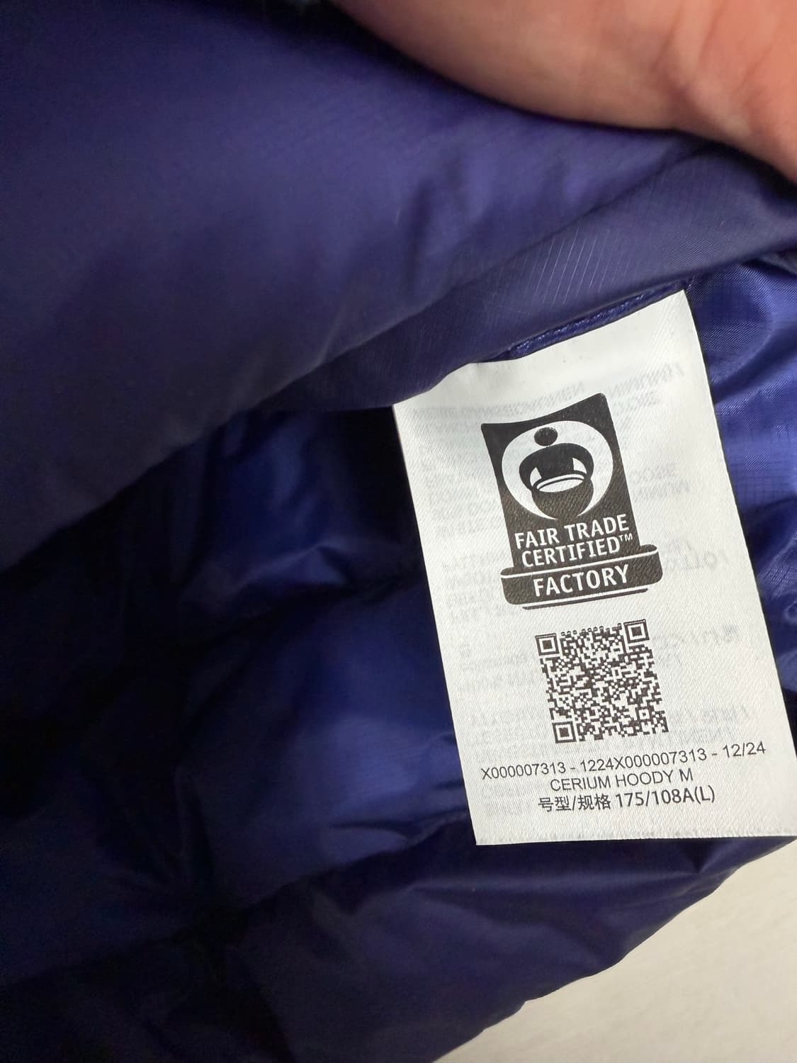 아크테릭스 세륨 소울소닉 L 사이즈  안입었습니다  상태 9.999/10 상품이미지5