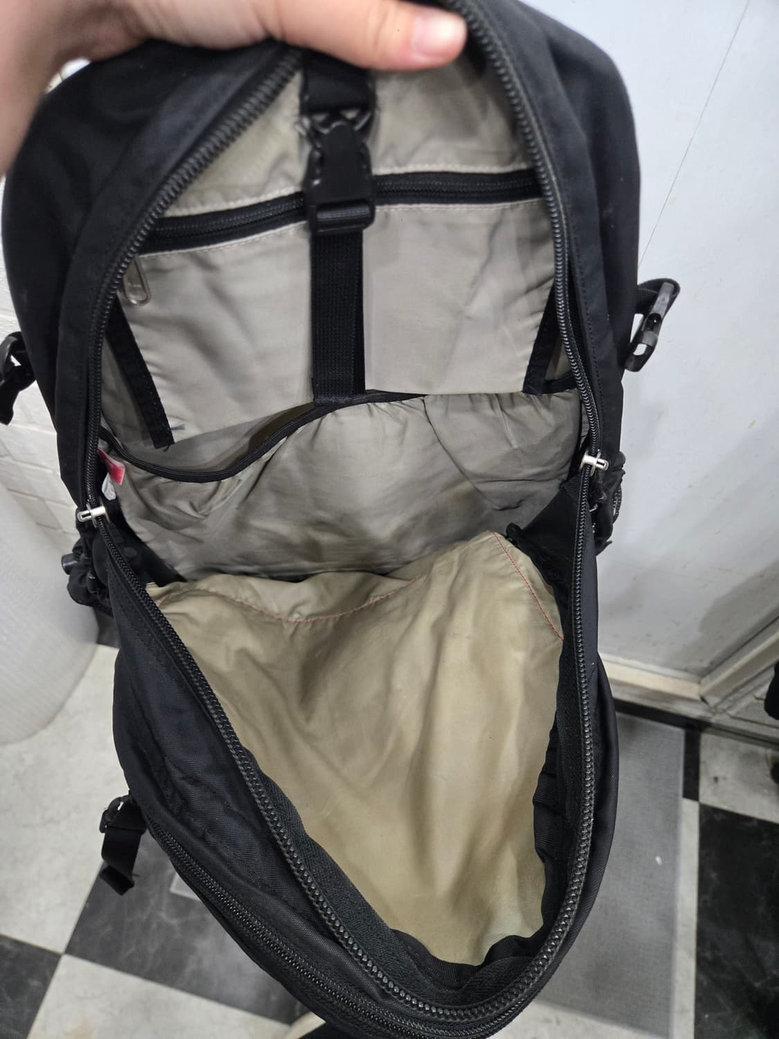 THE NORTH FACE 노스페이스 백팩 가방! 블랙 색상!~ 상품이미지6