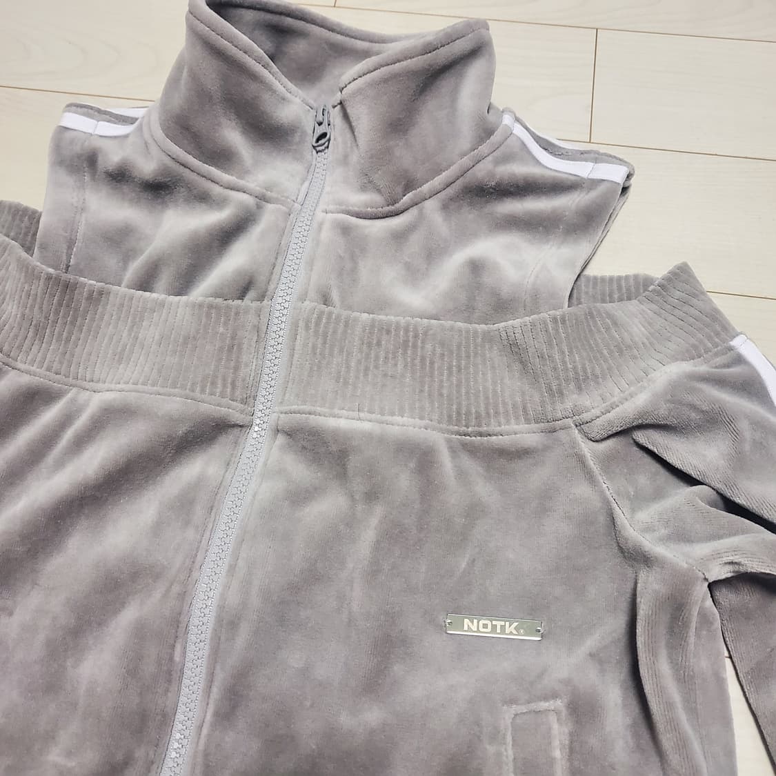 낫노잉 Not knowing 아이브 장원영 벨루아 리본  트랙탑 상품이미지5