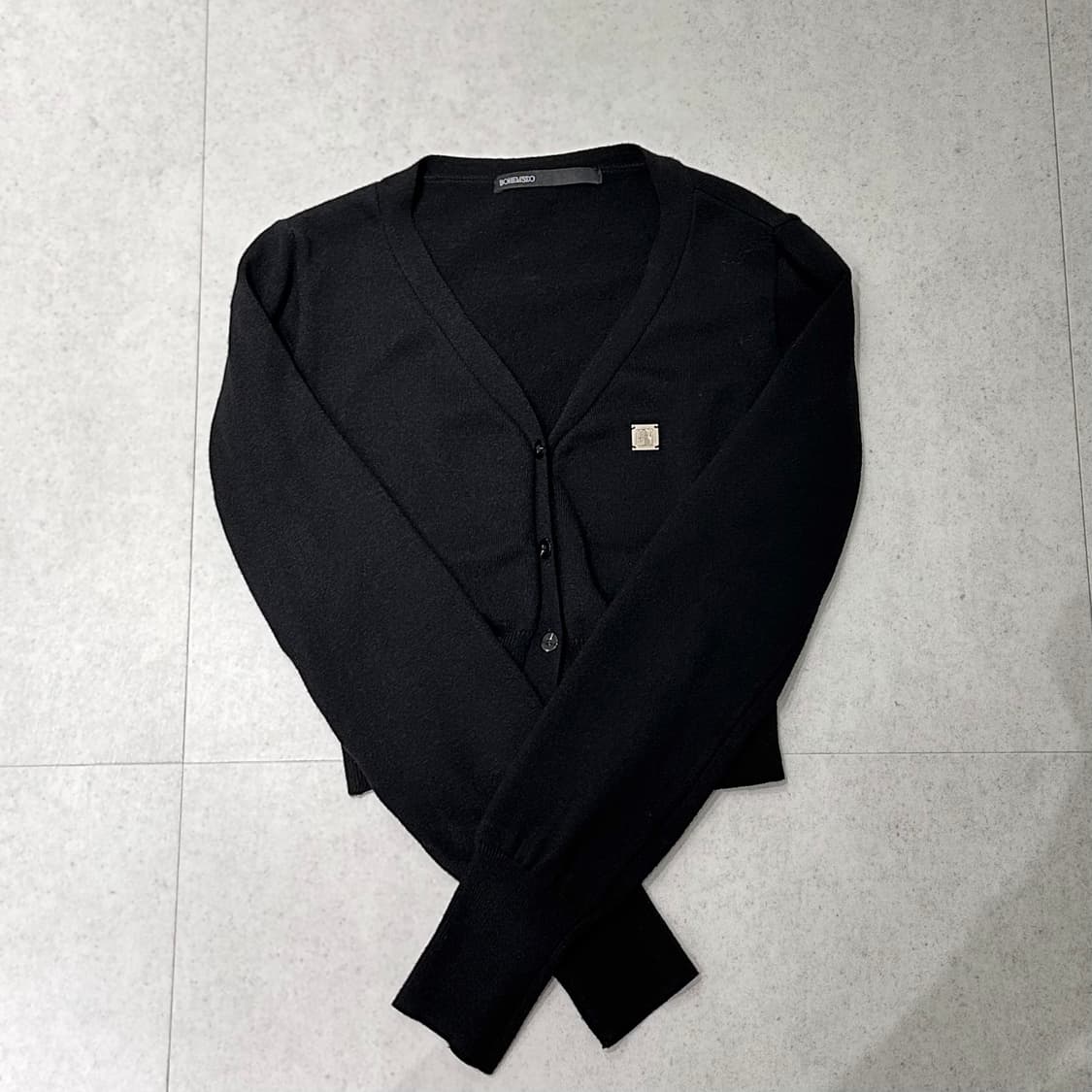 보헤미안서울 보헴서 y 심볼 가디건 블랙 상품이미지2