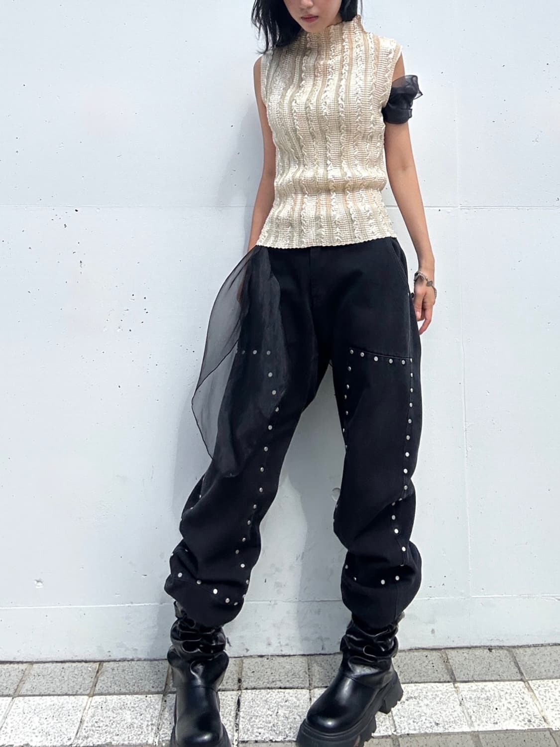 Wave lined pleats sleeveless / butter 상품이미지2