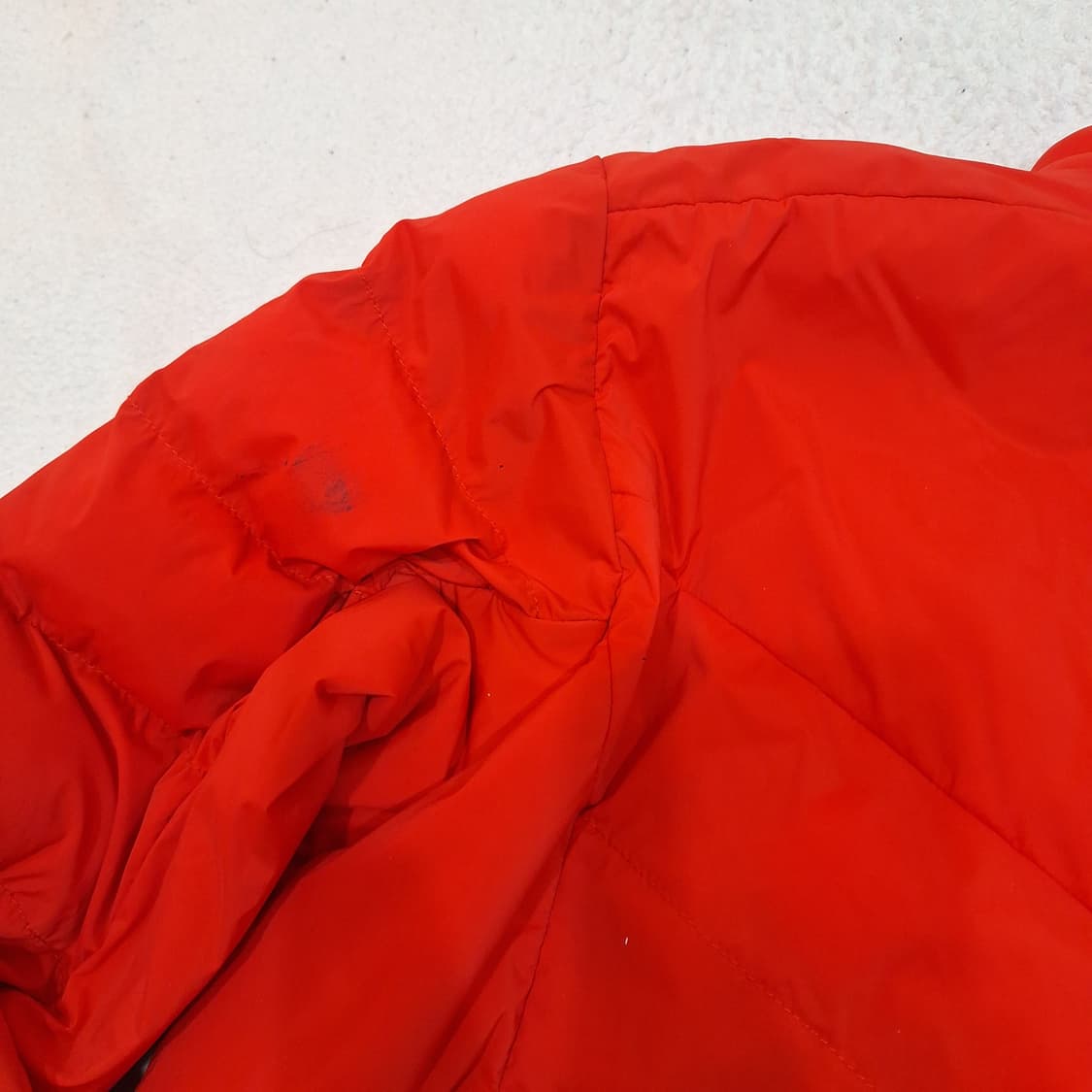 타이틀리스트  경량패딩L 상품이미지5