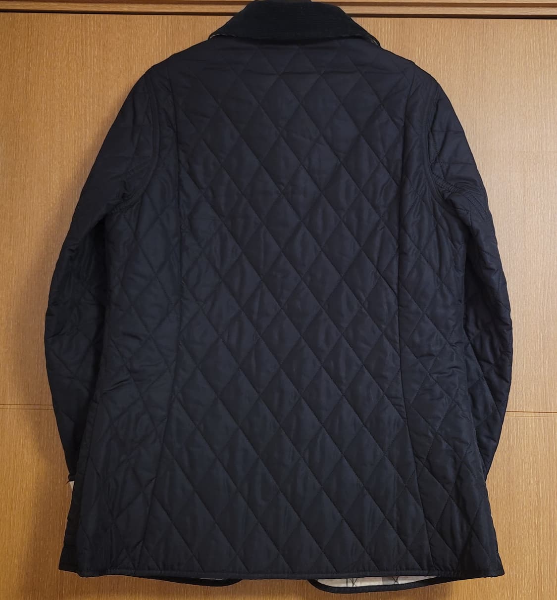 BARBOUR 바버 | 여성 네이비 Annandale 퀼팅 자켓 상품이미지10