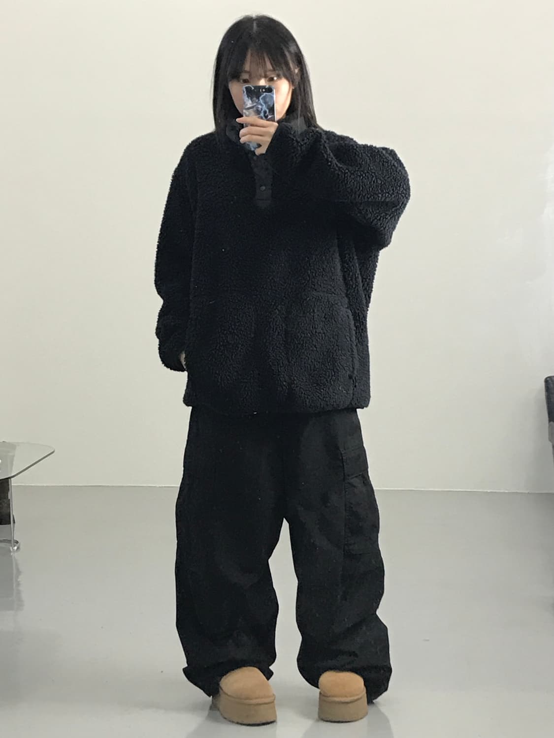 유니클로 화이트 마운티니어링 플리스 맨투맨 상품이미지2