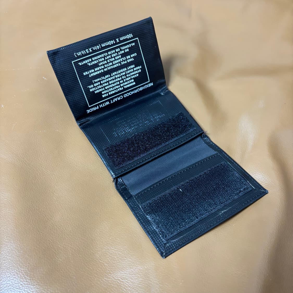 네이버후드 PVC 로고 월렛 지갑 블랙 상품이미지7