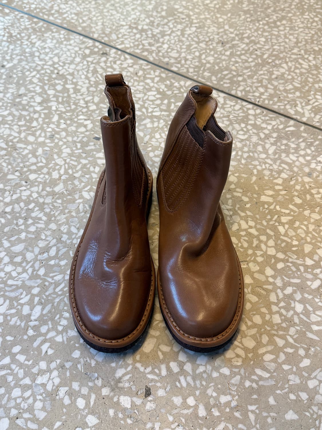SAYA leather Chelsea boots  상품이미지1