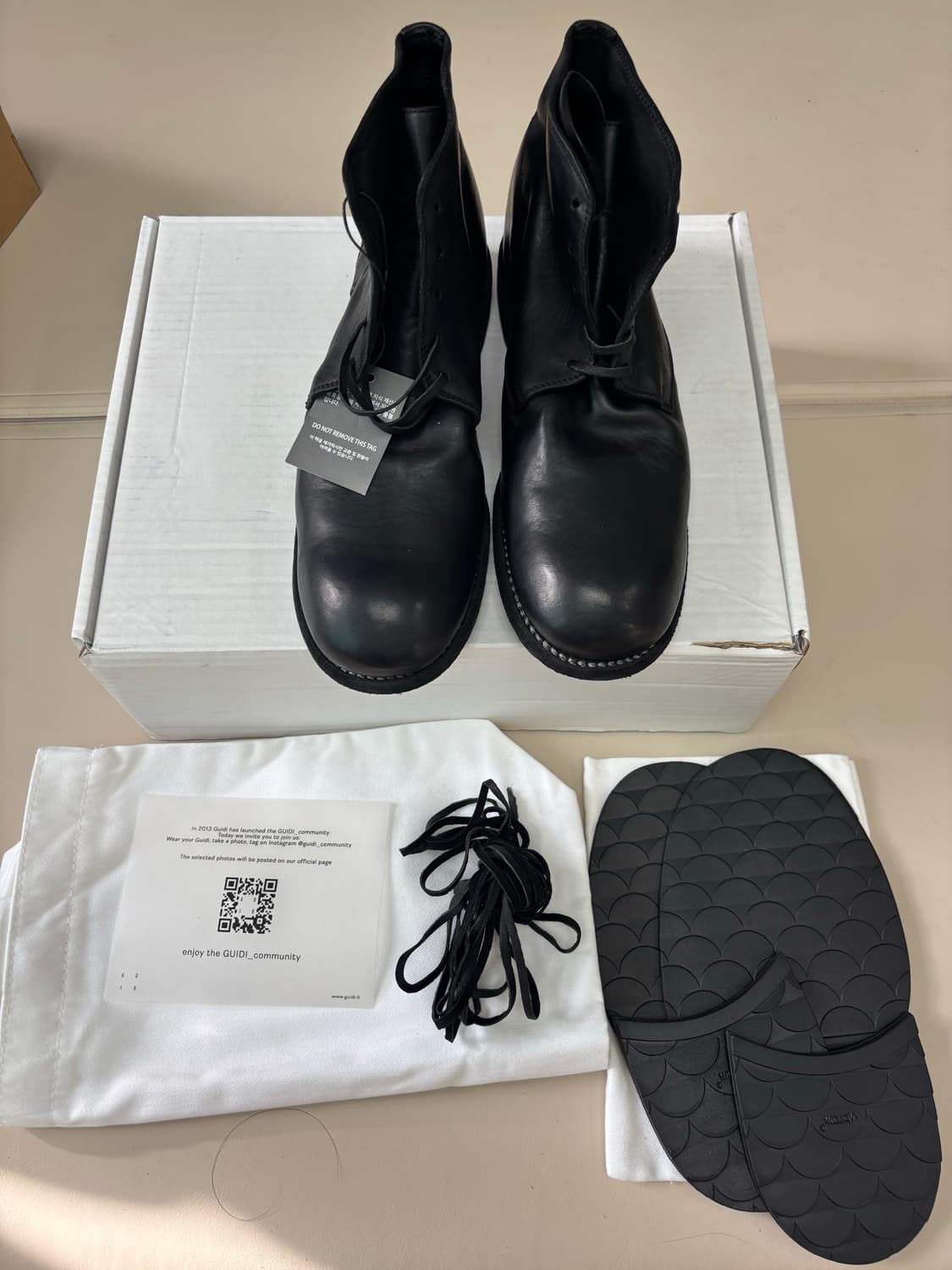 [새상품] 구이디(Guidi) 993X 블랙 42사이즈 풀박스 상품이미지1
