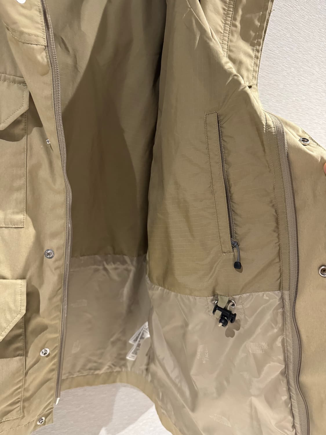 노스페이스 퍼플라벨 마운틴 자켓 판매합니다.  상품이미지4