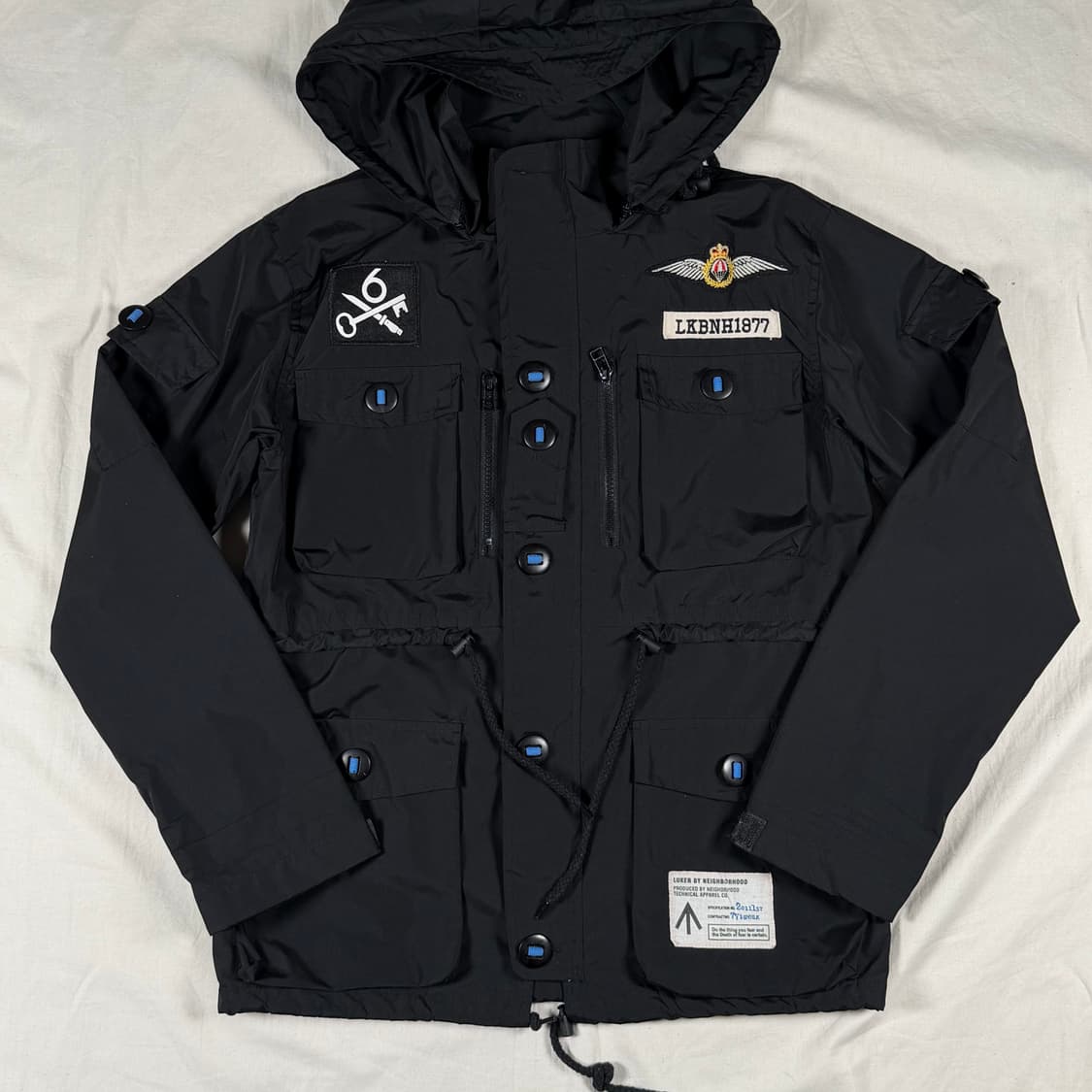 루커 네이버후드 바람막이 자켓 상품이미지1